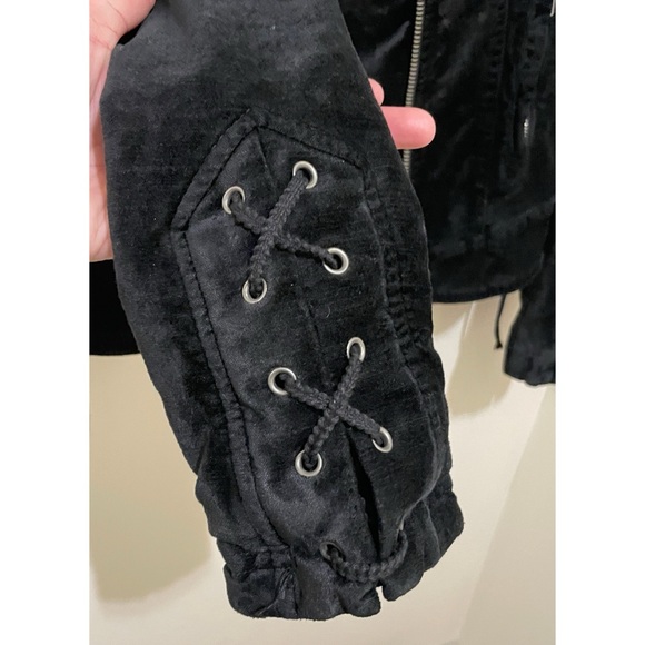 Free People Jacket Size Medium Lace-Up Sleeves Velvet Moto Jacket Romantic - Picture 12 of 16